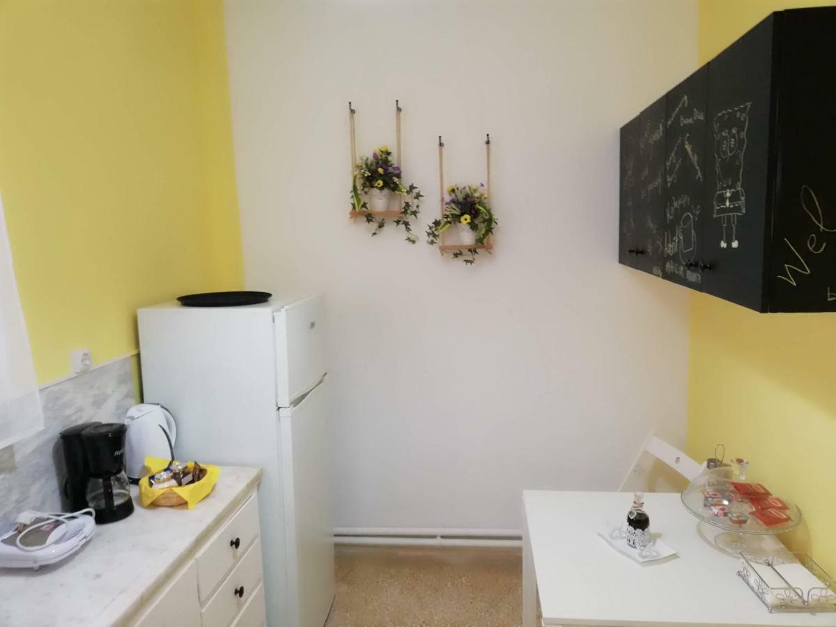 Cobalt Apartment Near Athens Airport Artemida  Luaran gambar